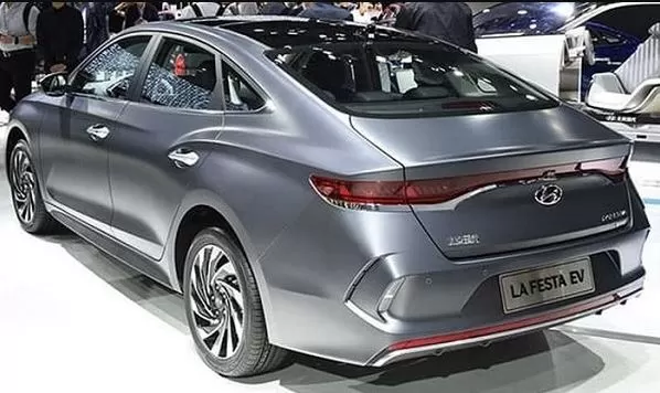 1st generation Hyundai Lafesta EV sedan Side and rear view