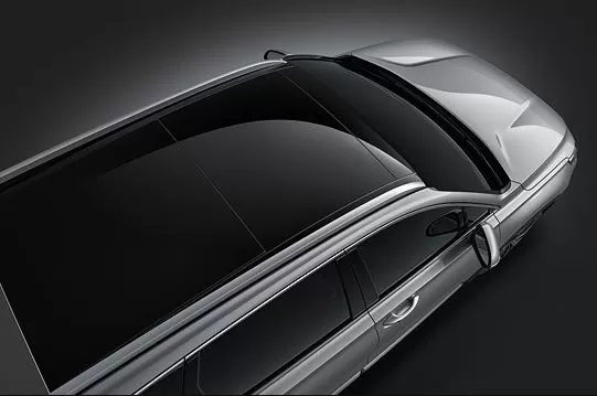 4th Generation Hyundai Santa Fe Luxury SUV upside roof view