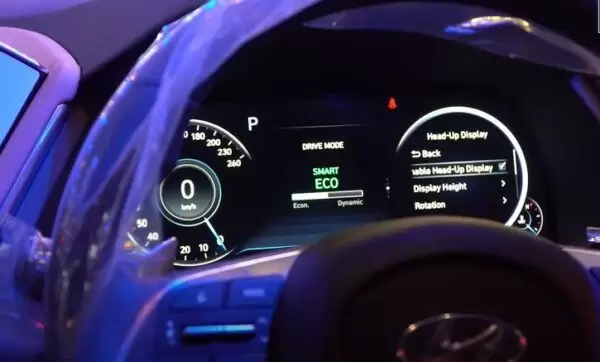 8th Generation Hyundai Sonata Luxury Sedan instrument cluster pakistan