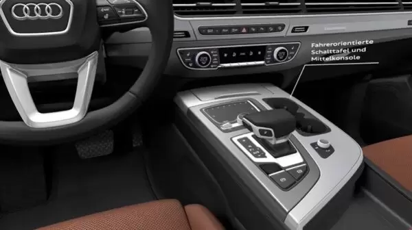2nd Generation audi Q7 SUV transmission and controls