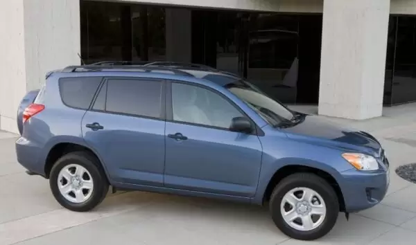 3rd generation Toyota Rav4 SUV beautiful side view