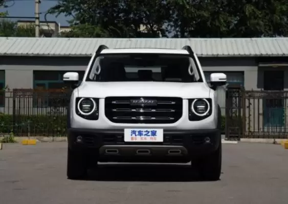 1st generation Haval Big Dog SUV full front view
