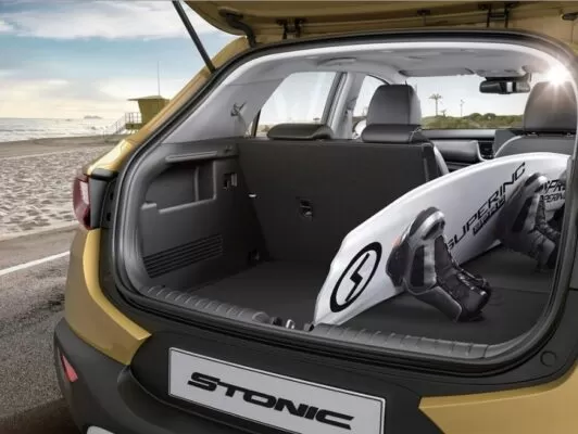 1st generation kia stonic small suv luggage area view