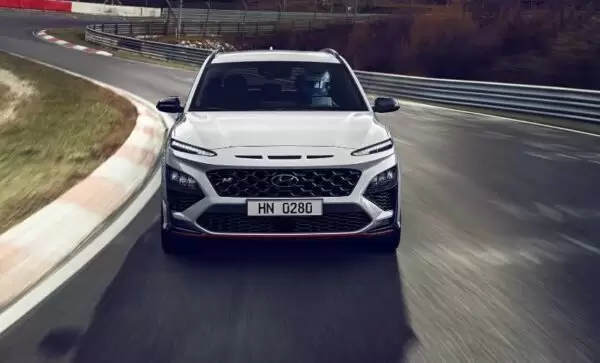 hyundai kona N high performance sportier small suv front view