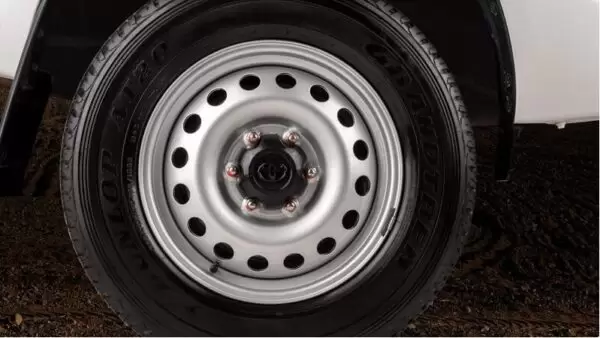 8th generation Toyota hilux E pickup truck steel wheel view