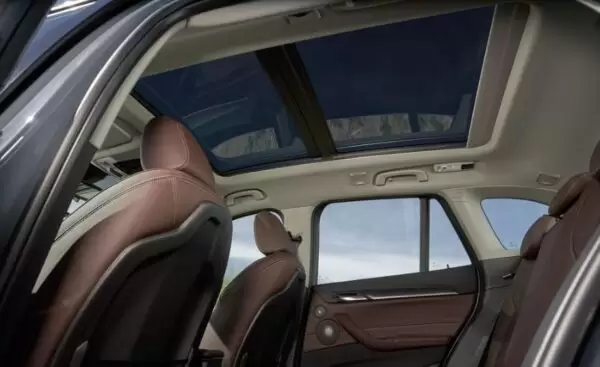 BMW X1 SUV 2nd Generation panoramic sunroof view