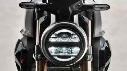 Honda CB 150 R Streetster front head lamps