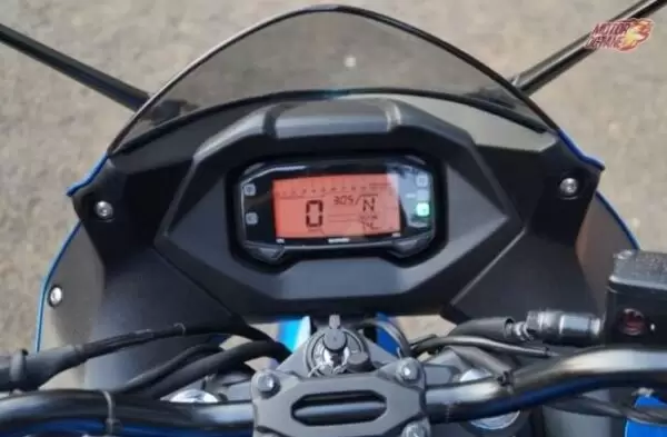suzuki Gixxer sf heavy sports motor bike digital speedometer
