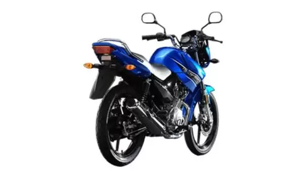 yamaha ybr 125 motor bike side and rear view