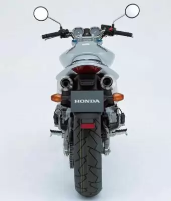 Honda CB 900F Hornet Motor Bike full rear view