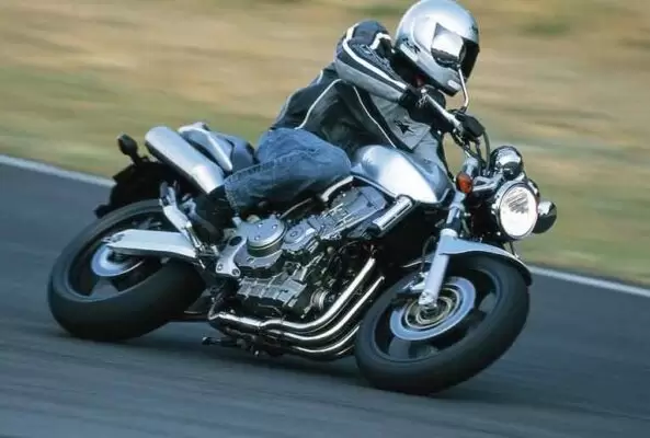 Honda CB 900F Hornet Motor Bike on run view