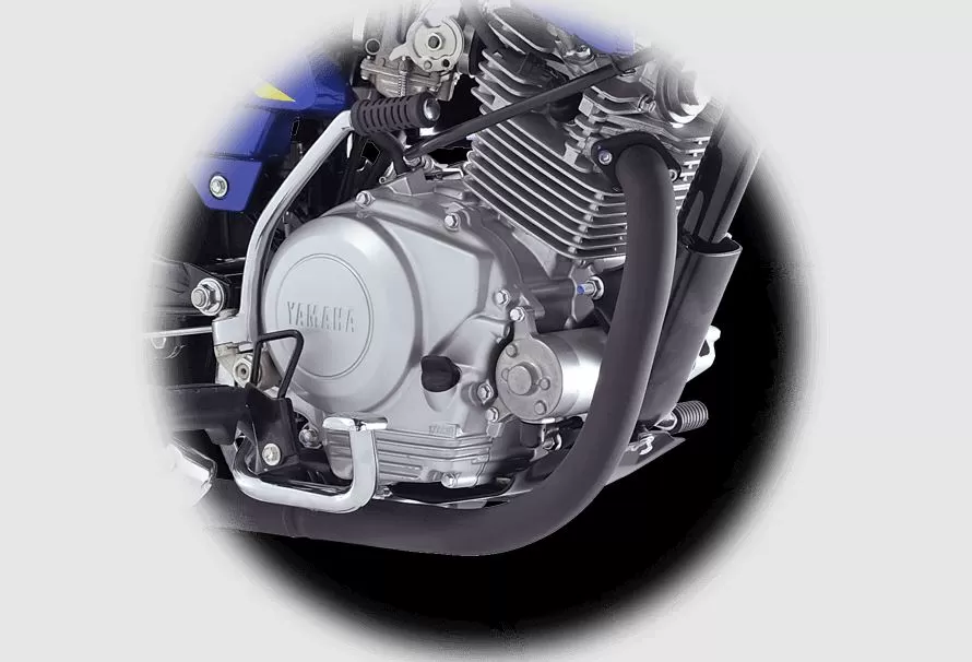 Yamaha YBR 125 G Motor Bike Engine with UNDER GUARD view
