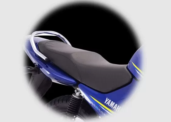 Yamaha YBR 125 G Motor Bike padded comfortable seat