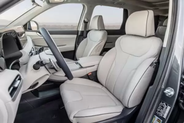 Hyundai Palisade SUV 1st Generation Facelift front seats view