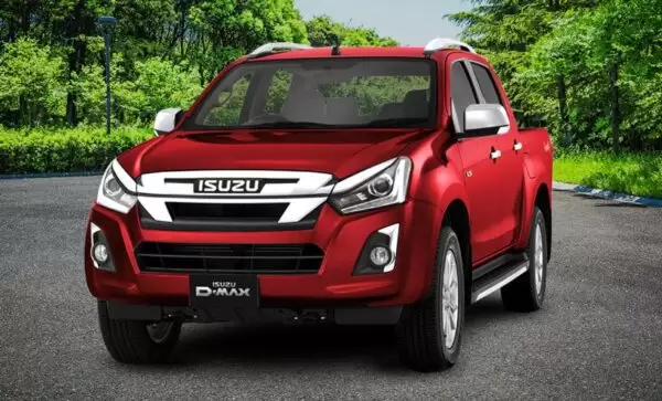 Isuzu D Max V Cross Pickup Truck 2nd Gen facelift full front view