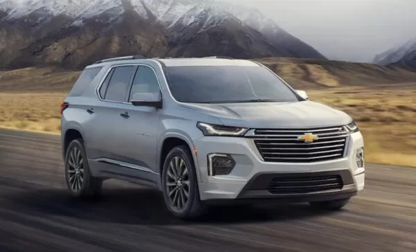 Chevrolet Traverse SUV 2nd Generation facelift full front view