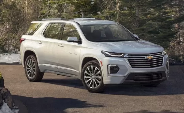 Chevrolet Traverse SUV 2nd Generation facelift full view