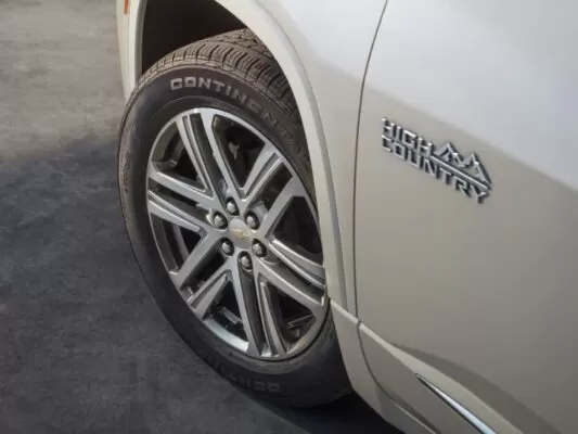Chevrolet Traverse SUV 2nd Generation facelift wheel view