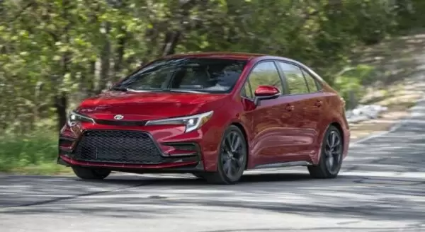 Toyota Corolla Sedan 12th Generation full view