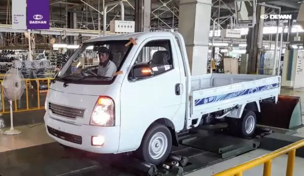 Daehan Shehzore Pickup full side and front view