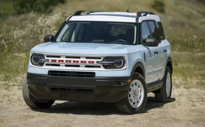 Ford Bronco SUV 6th generation title image Ford Bronco SUV 6th generation title image