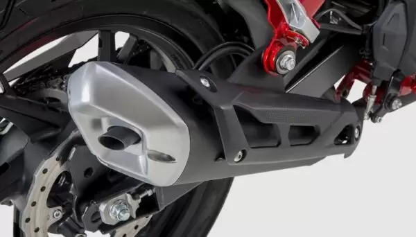 Benelli TNT 150i Sports Bike exhaust