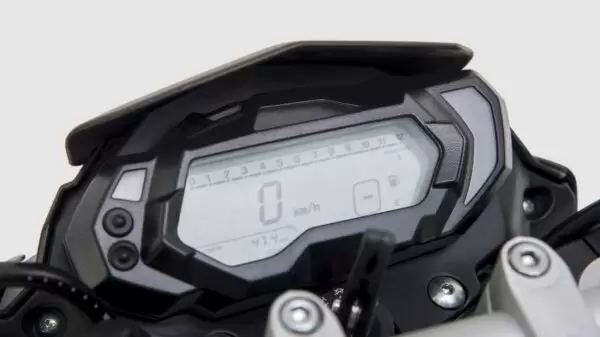Benelli TNT 150i Sports Bike instrument cluster view