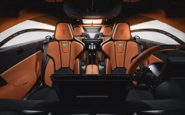 koenigsegg gemera the world's first 4 seater sporty megacar full interior view with 4 seats