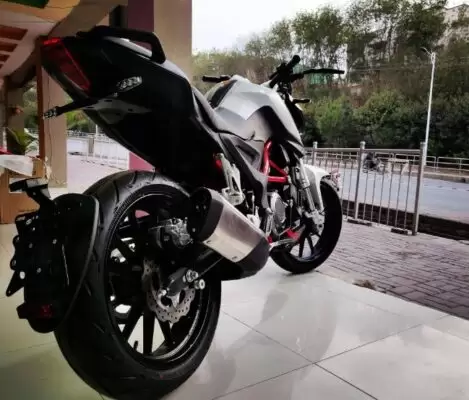 Benelli 251S Sports Motorcycle side and rear view